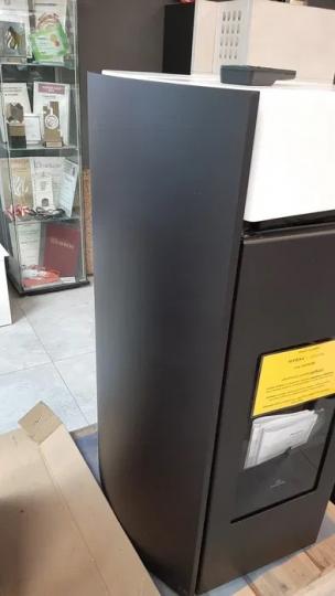 Kominek wolnostojący na pellet Myrna Q 10kW klasa PREMIUM 1