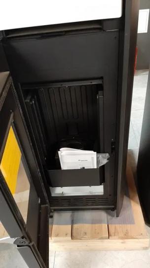 Kominek wolnostojący na pellet Myrna Q 10kW klasa PREMIUM 2