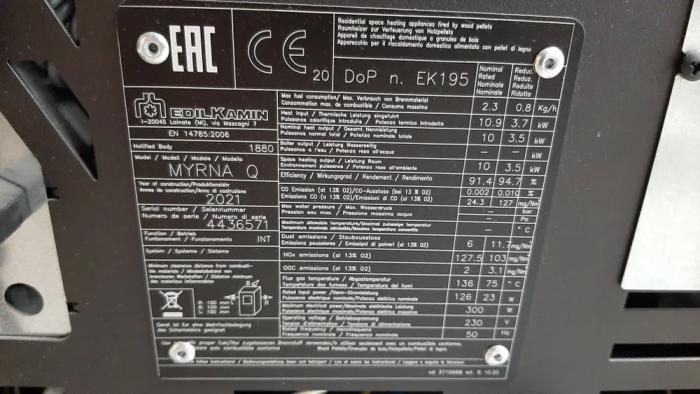 Kominek wolnostojący na pellet Myrna Q 10kW klasa PREMIUM 6